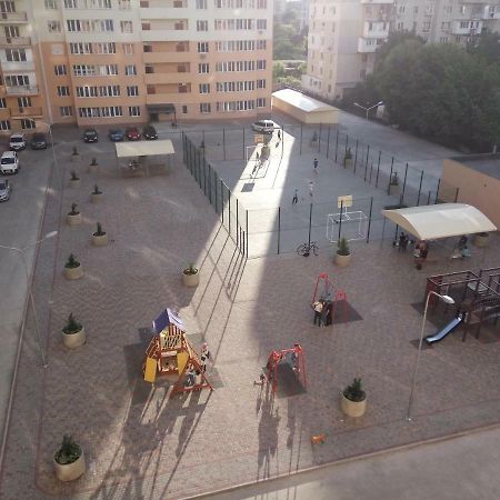 Своя Однокомнатная Квартира Odesa Exterior photo
